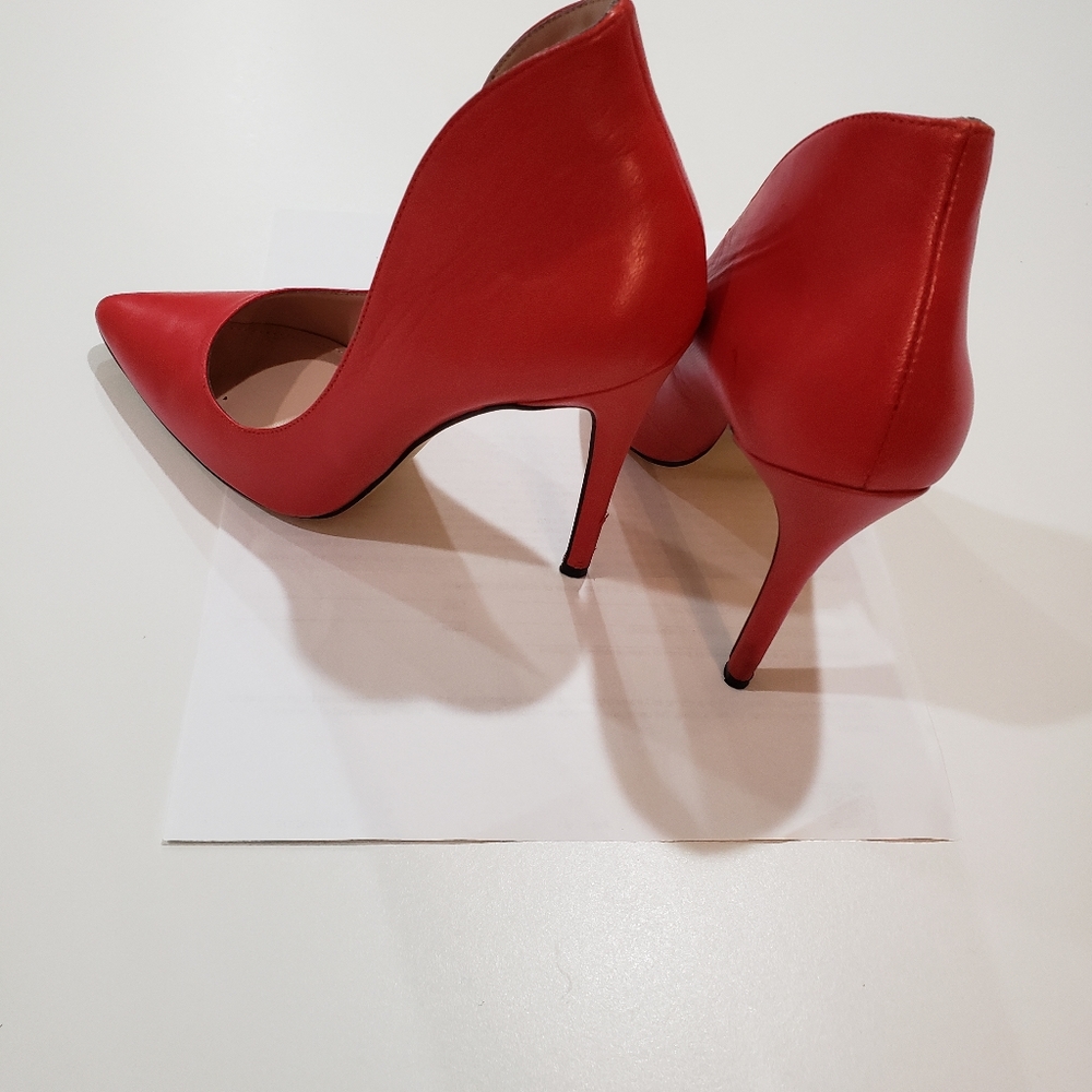 Red Pumps - image 1